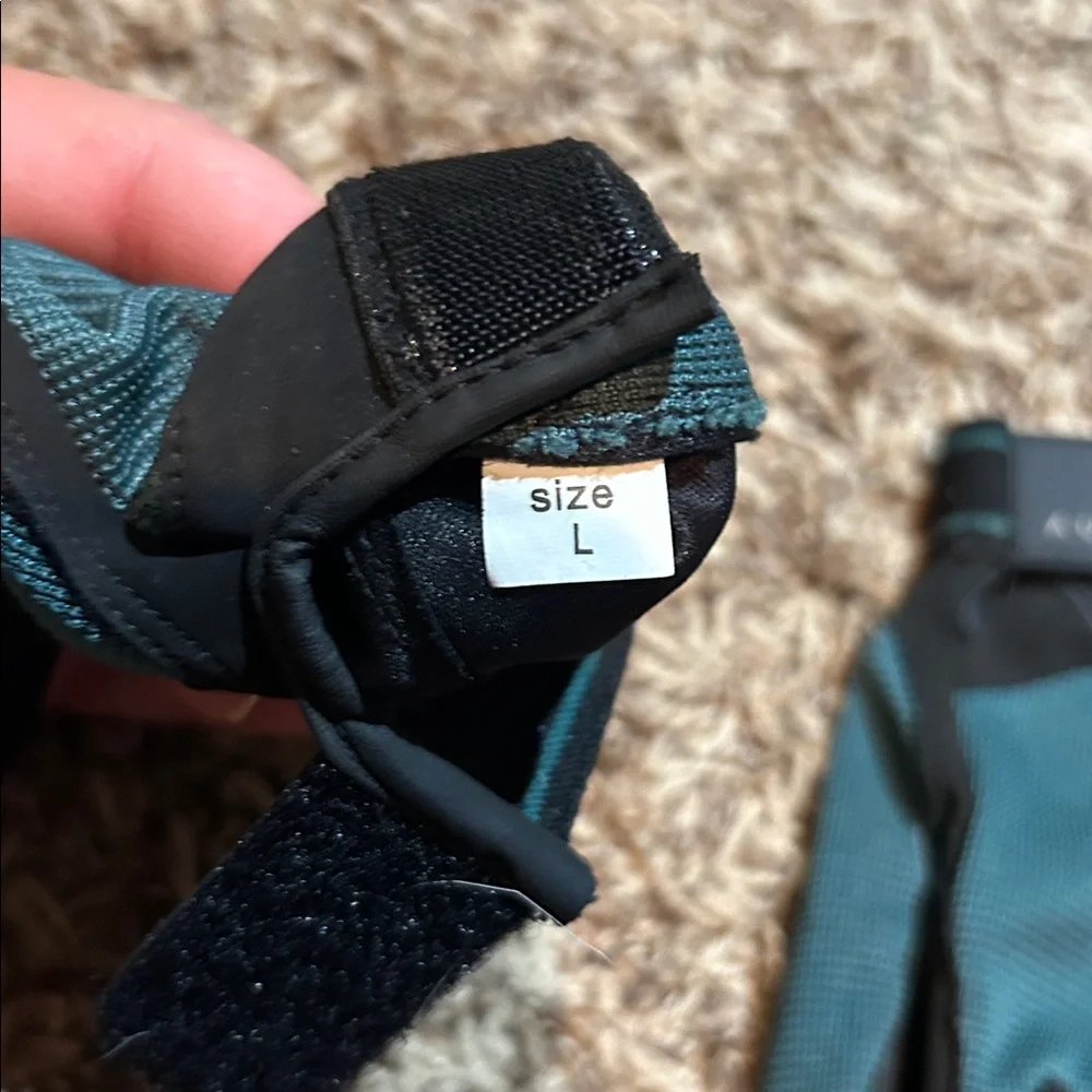 Kids Aubriom Riding Gloves - Teal and Black